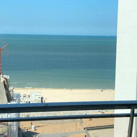 Lägenhet Tiny W/ Balcony And Seaview, Even Out Of Your Bed ! *